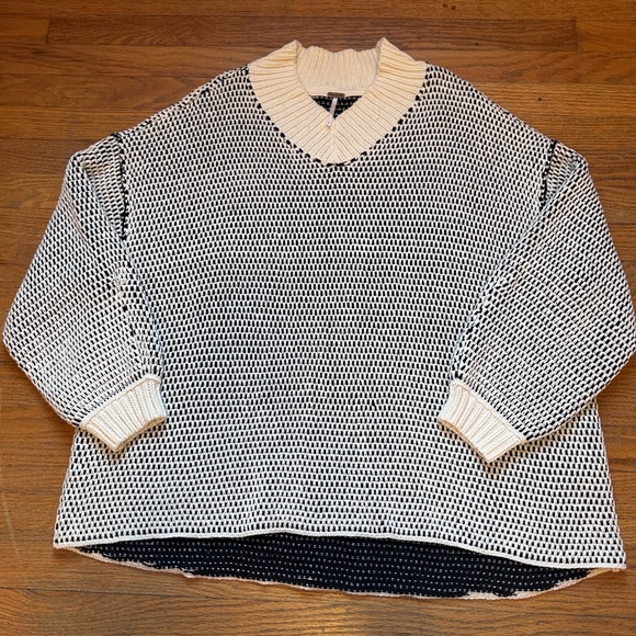 Free People Maisie Oversized Sweater - Picture 2 of 6